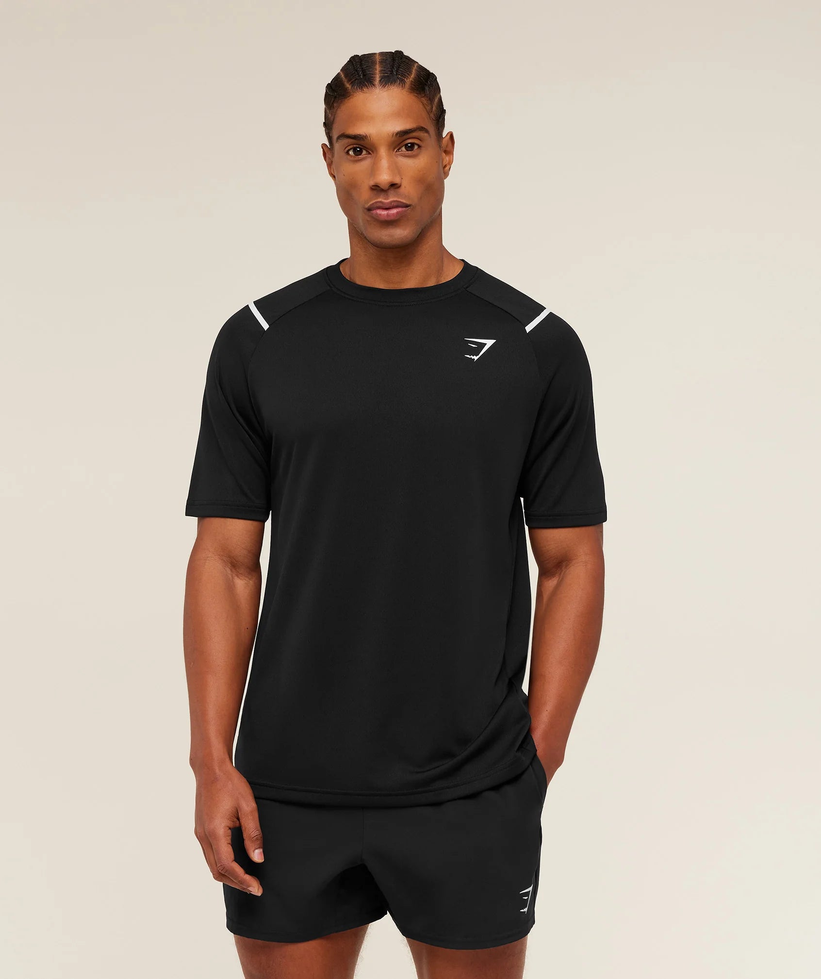 Arrival Contrast T-Shirt - Black