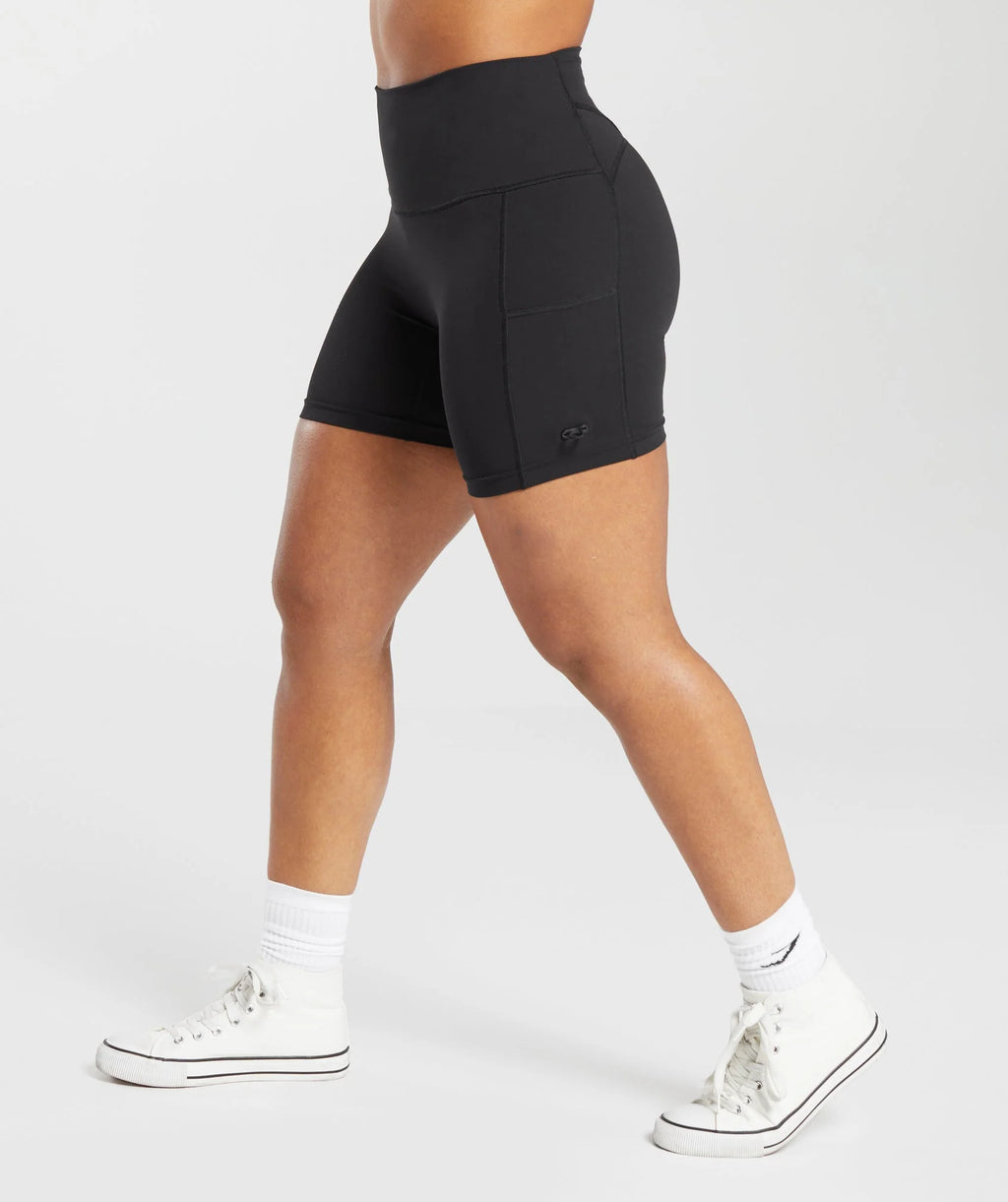 LEGACY TIGHT SHORTS