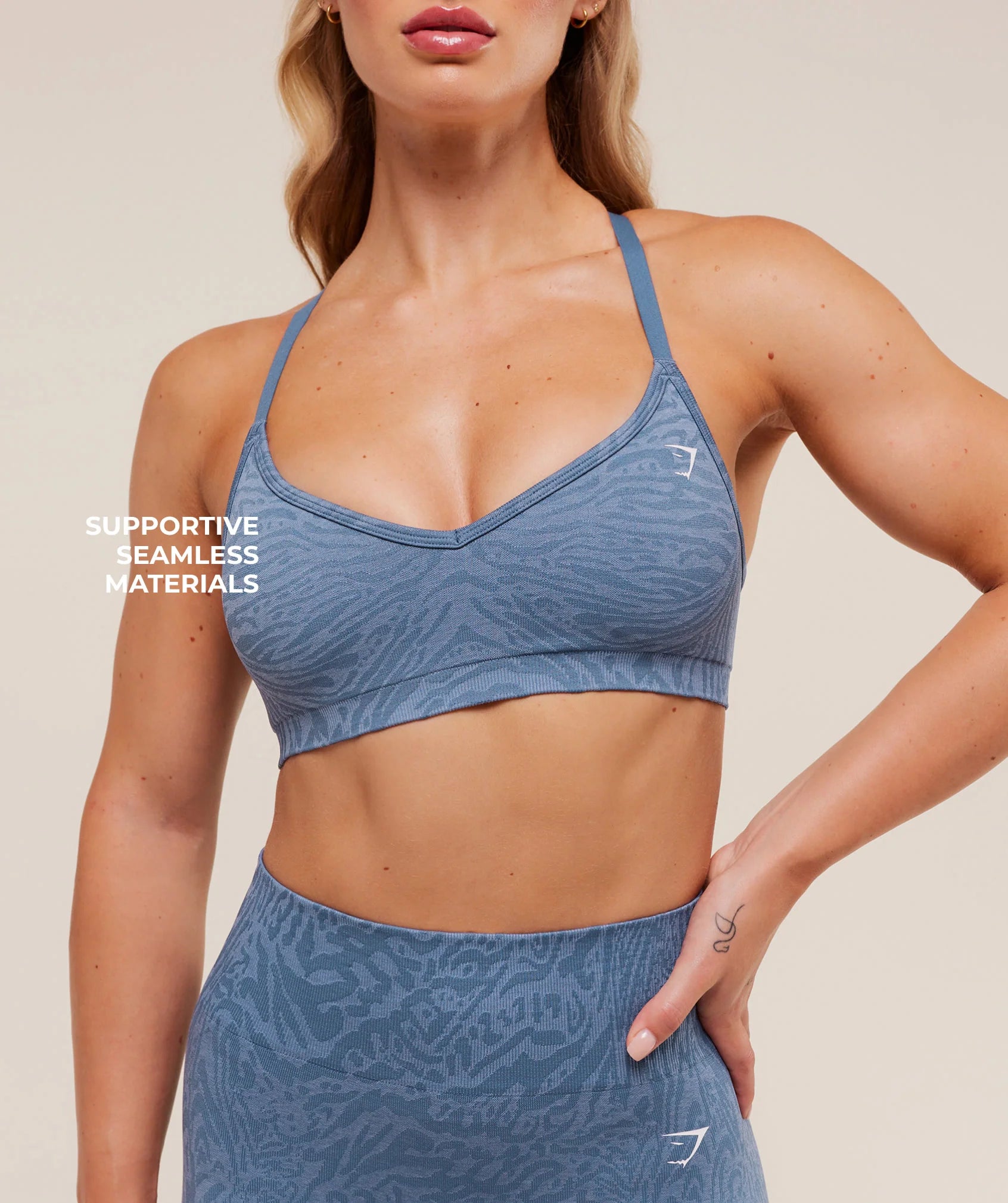 Adapt Animal Seamless Sports Bra - Worn Blue/Peri Blue